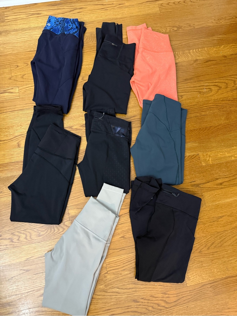 Lululemon size 6 bundle